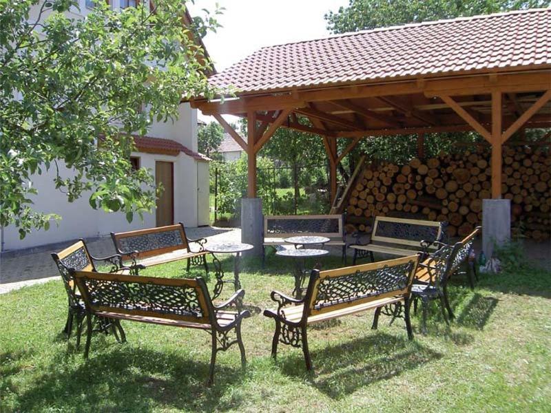 Hotel Klor Doudleby Exterior foto